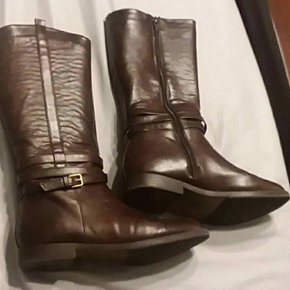 Riding boots